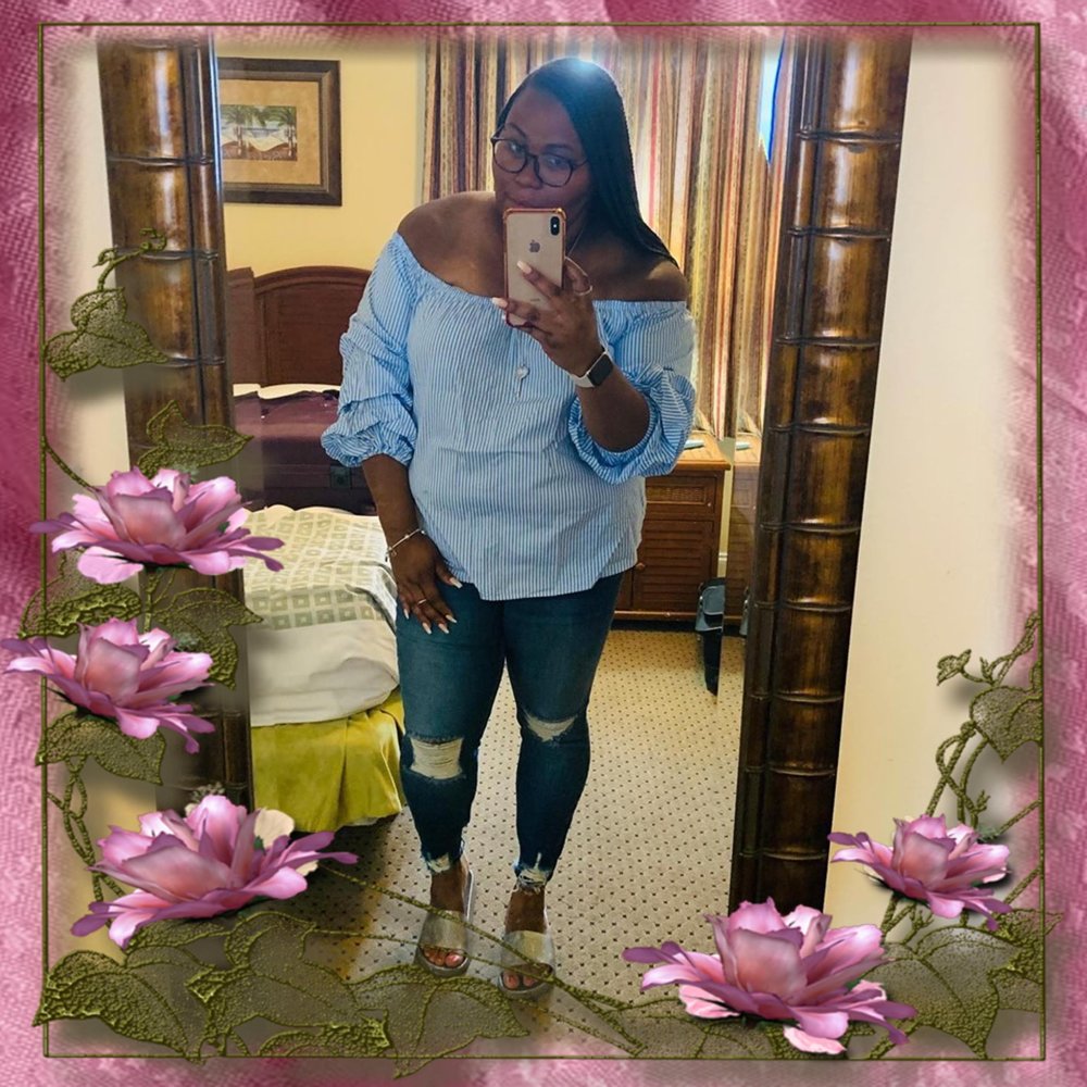 Meet your Posher, Alesha
